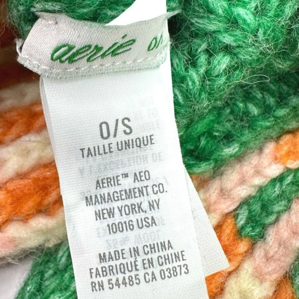 NWOT Aerie Fingerless Mittens - Picture 2 of 4